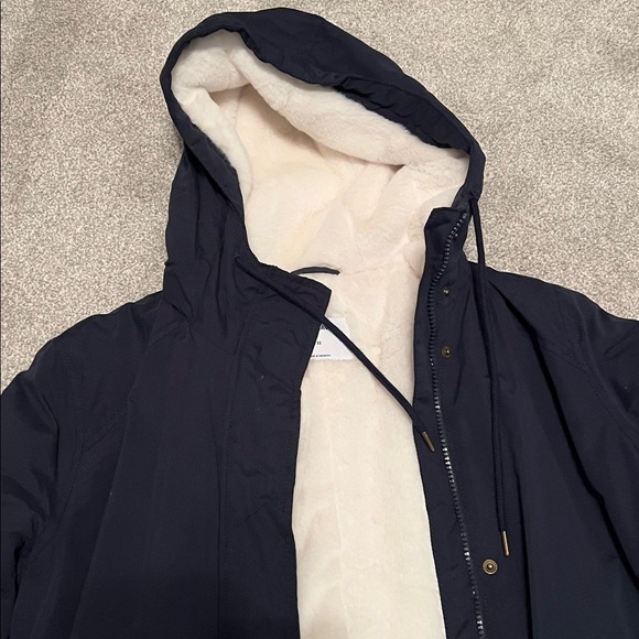 Women’s Navy and Cream Coat from Old Navy, Size XS - Picture 2 of 5